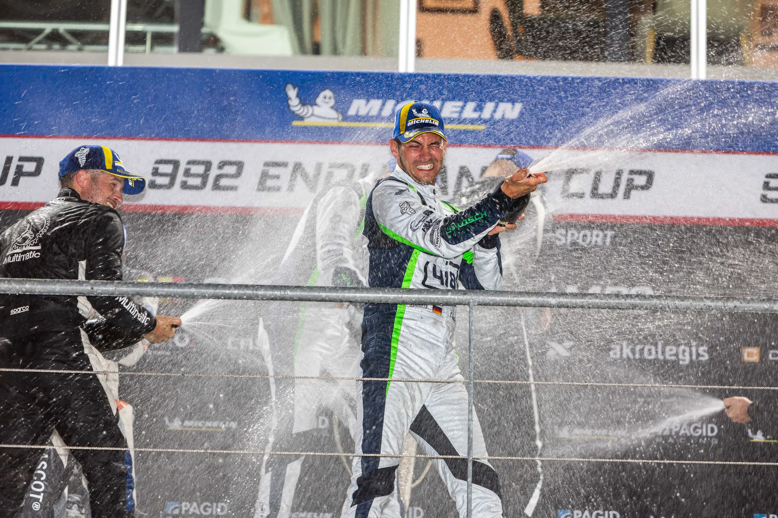 Einzelbild ohne Beschreibung in einer Bildergalerie